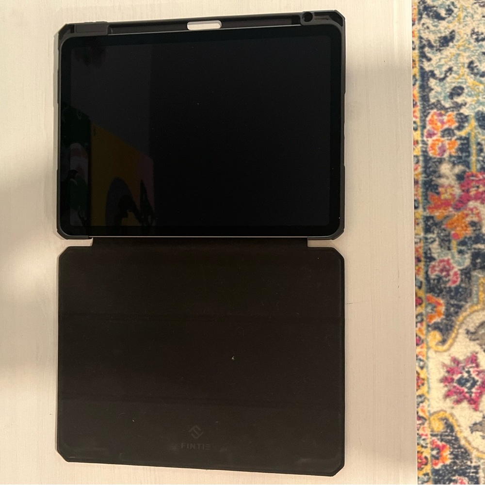 COPY - 2022 Ipad (4th generation) Selling for $420 or best offer, Paid 450+ ship